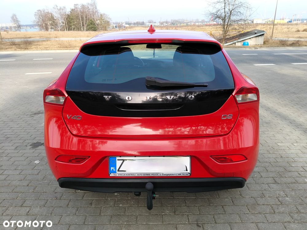 Volvo V40 D2 Momentum - 10