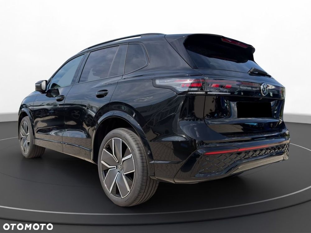 Volkswagen Tiguan - 5