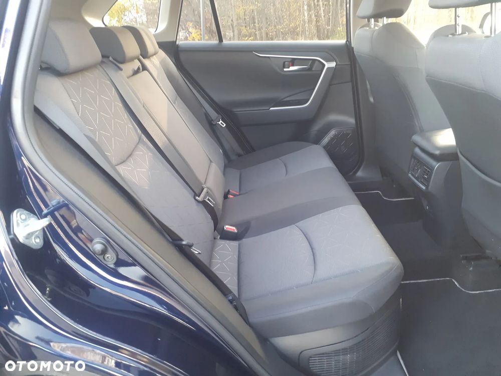 Toyota RAV4 - 28