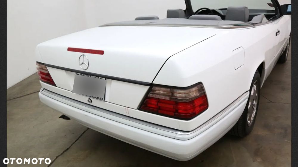 Mercedes-Benz W124 (1984-1993) - 26
