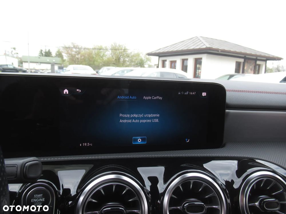 Mercedes-Benz CLA 200 AMG Line 7G-DCT - 34