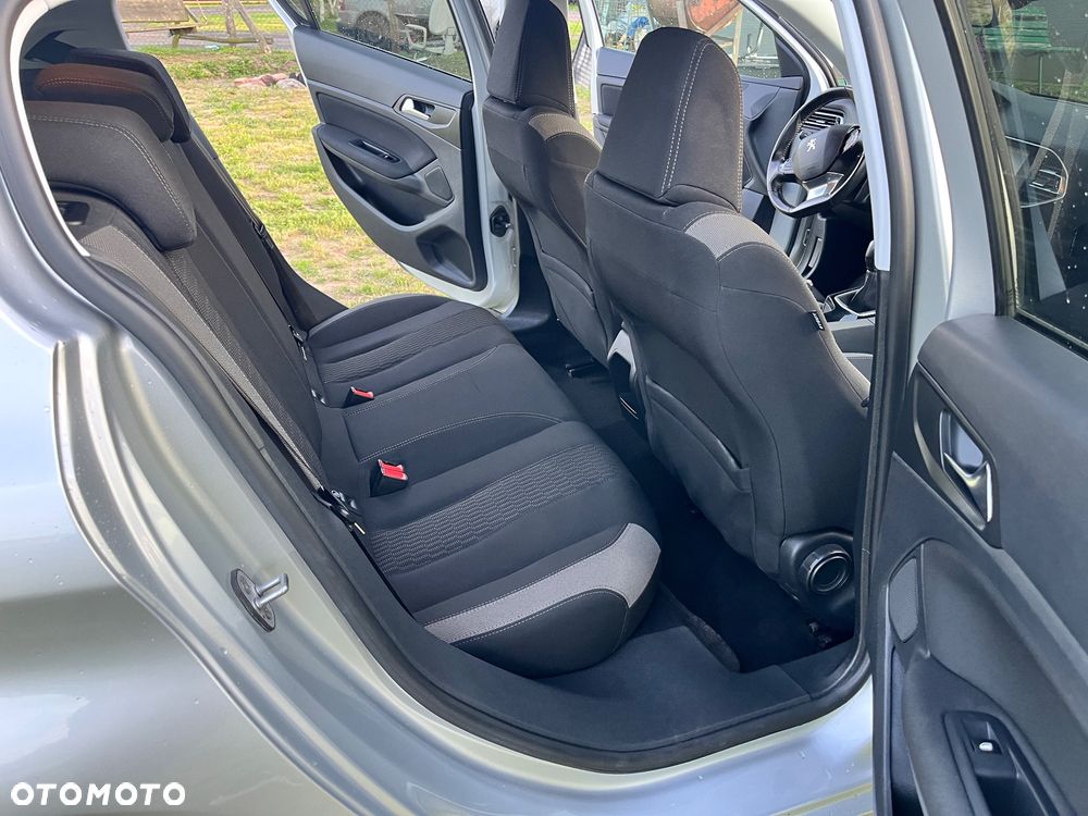 Peugeot 308 1.2 PureTech Active S&S - 14