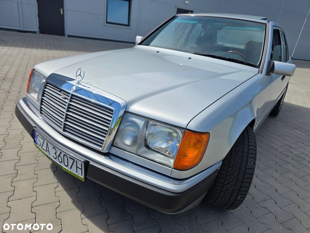 Mercedes-Benz W124 (1984-1993) - 38