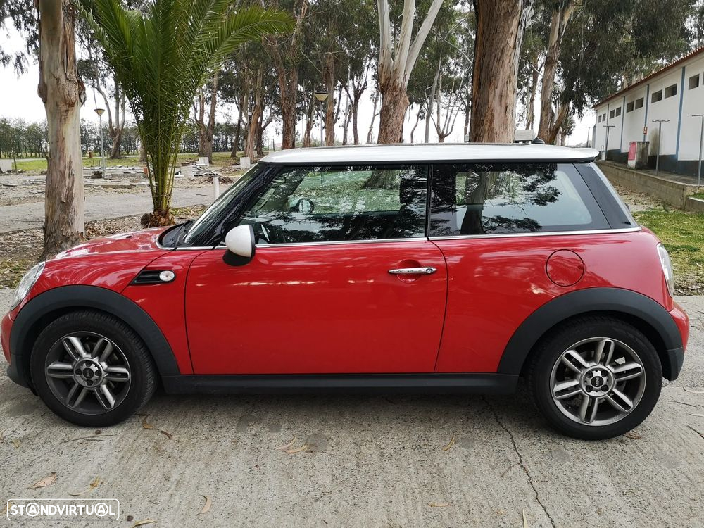 MINI 3 Portas Cooper D - 5