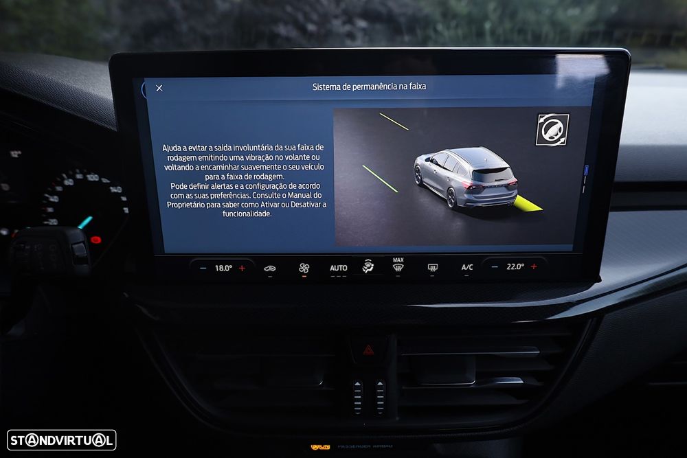 Ford Focus SW 1.0 EcoBoost MHEV ST-Line X - 30