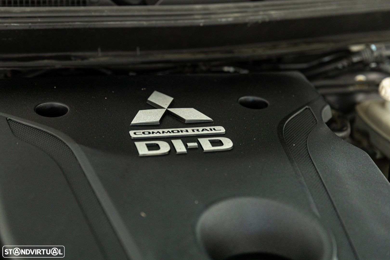 Mitsubishi L200 2.4 DI-D CD Invite 4WD - 21
