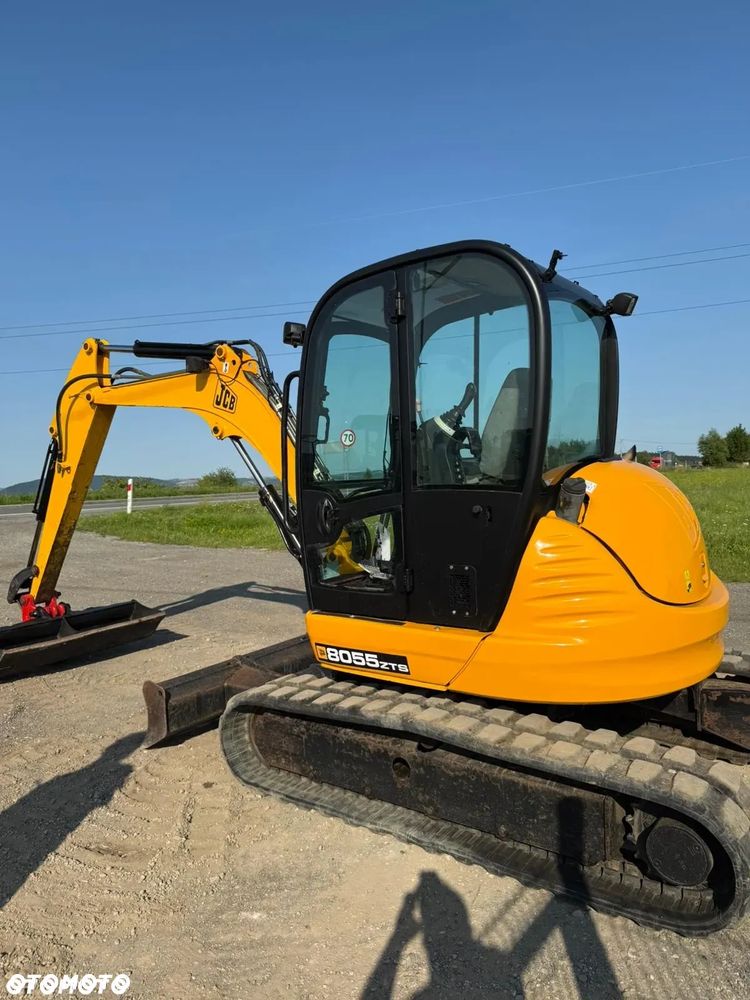 JCB 8055 - 11