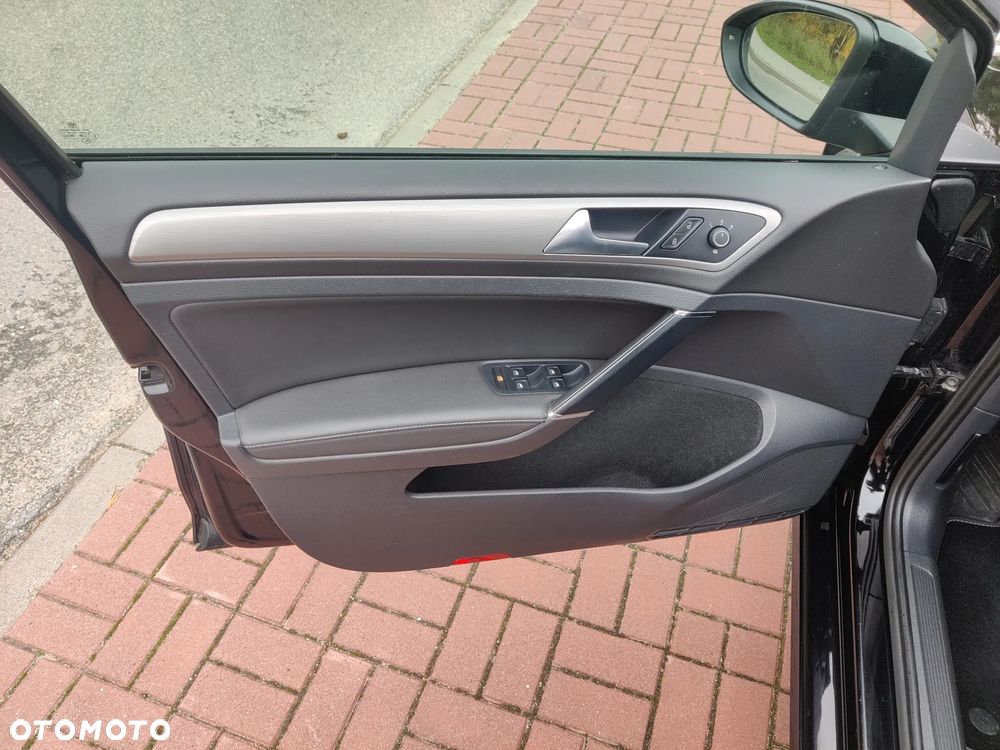 Volkswagen Golf 1.6 TDI BlueMotion Technology DSG Comfortline - 19