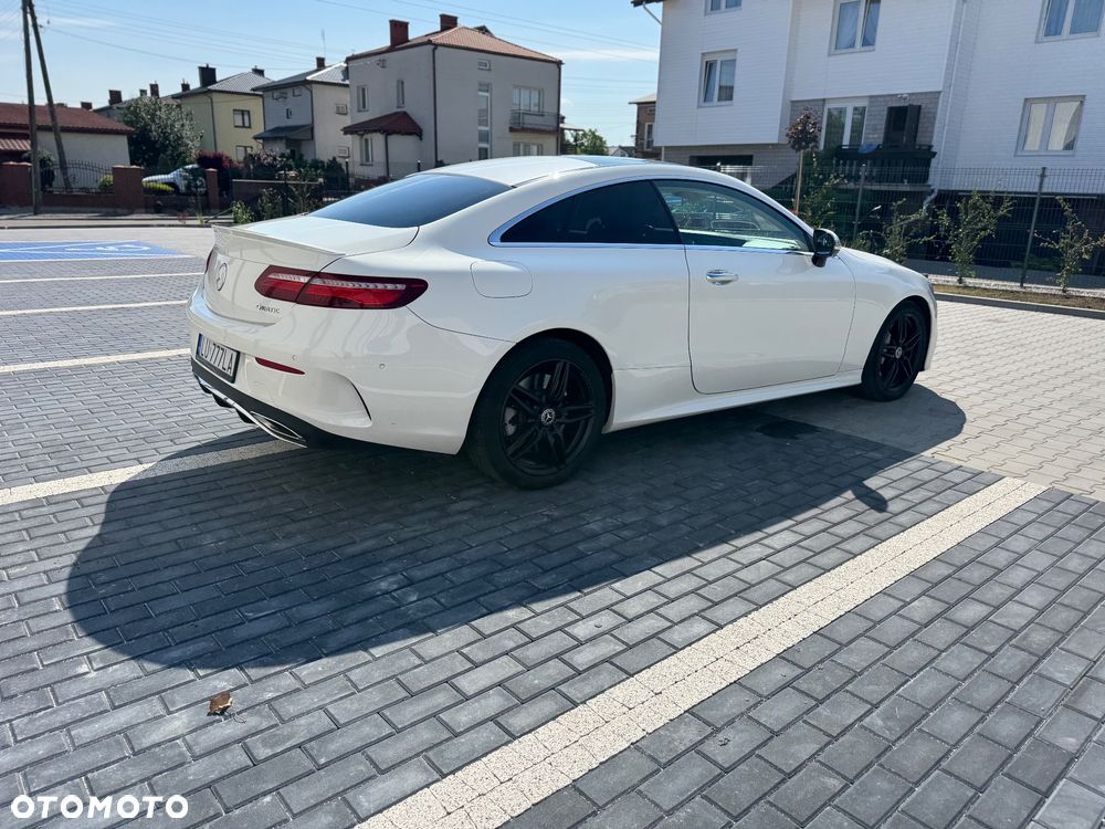 Mercedes-Benz Klasa E 400 4Matic 9G-TRONIC AMG Line - 11