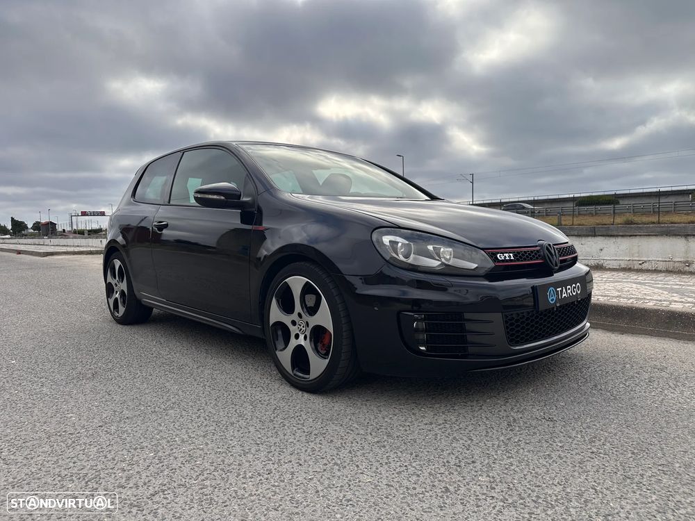VW Golf 2.0 GTI - 44