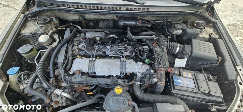 Toyota Avensis 2.0 D-4D Sol - 14