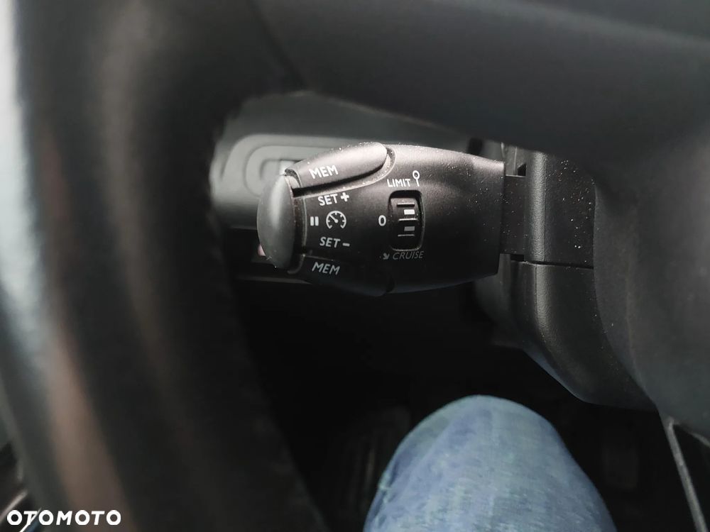 Citroën Berlingo XL 1.5 BlueHDI Shine S&S (7-os.) - 10