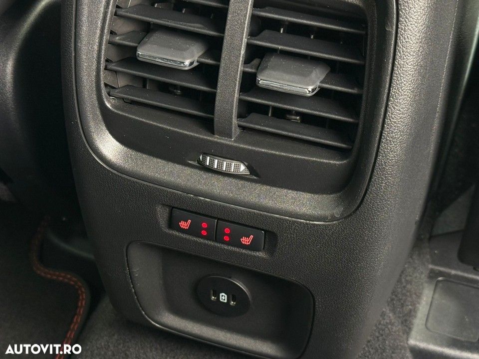 Ford Kuga 2.5 Duratec FWD PHEV ST-Line X - 14