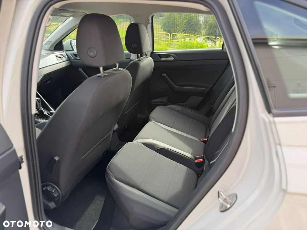 Volkswagen Taigo - 14