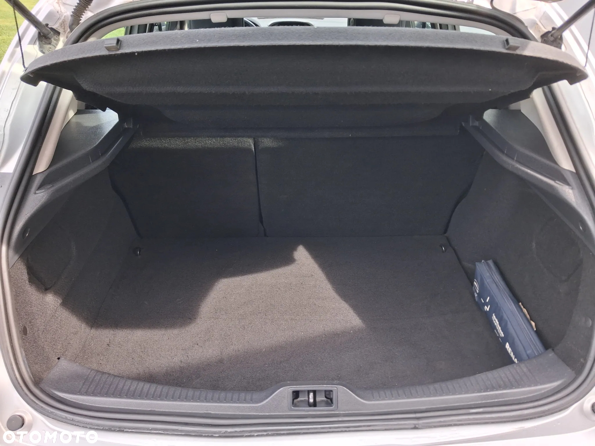 Renault Megane 1.6 16V 100 Expression - 9