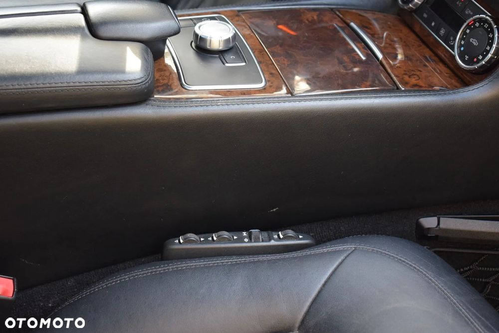 Mercedes-Benz CLS 350 CDI BlueEff - 19