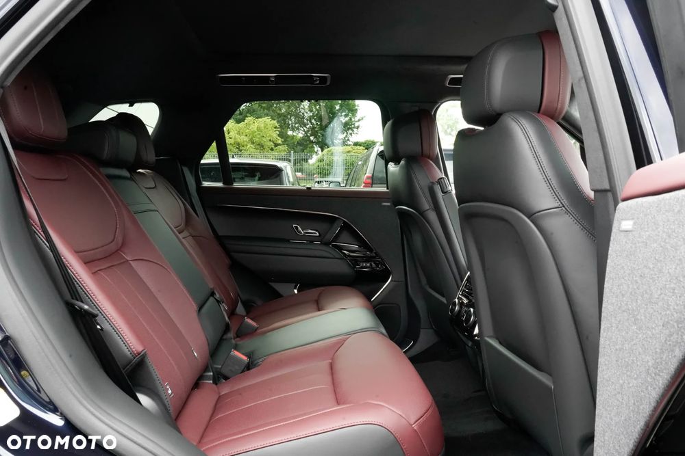 Land Rover Range Rover Sport - 30