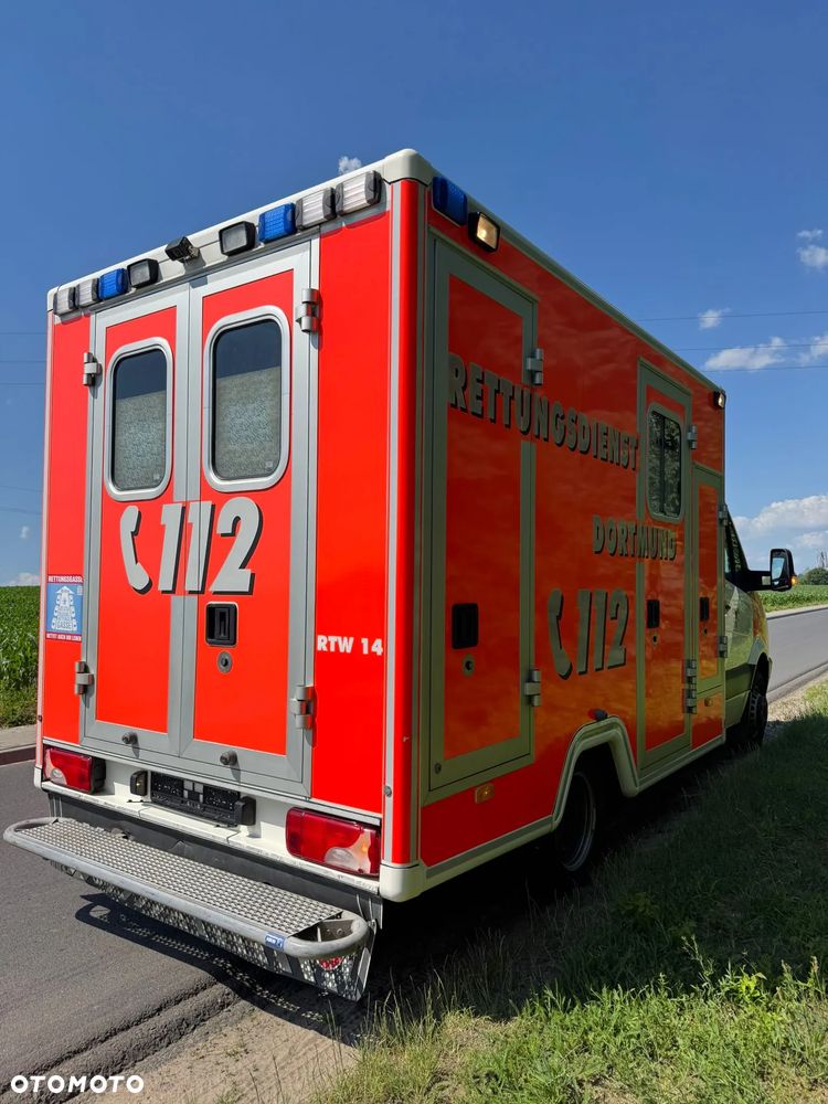 Mercedes-Benz SPRINTER - 4