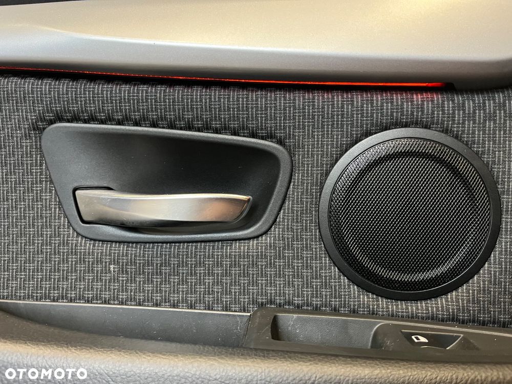BMW Seria 2 218i GT Luxury Line - 26