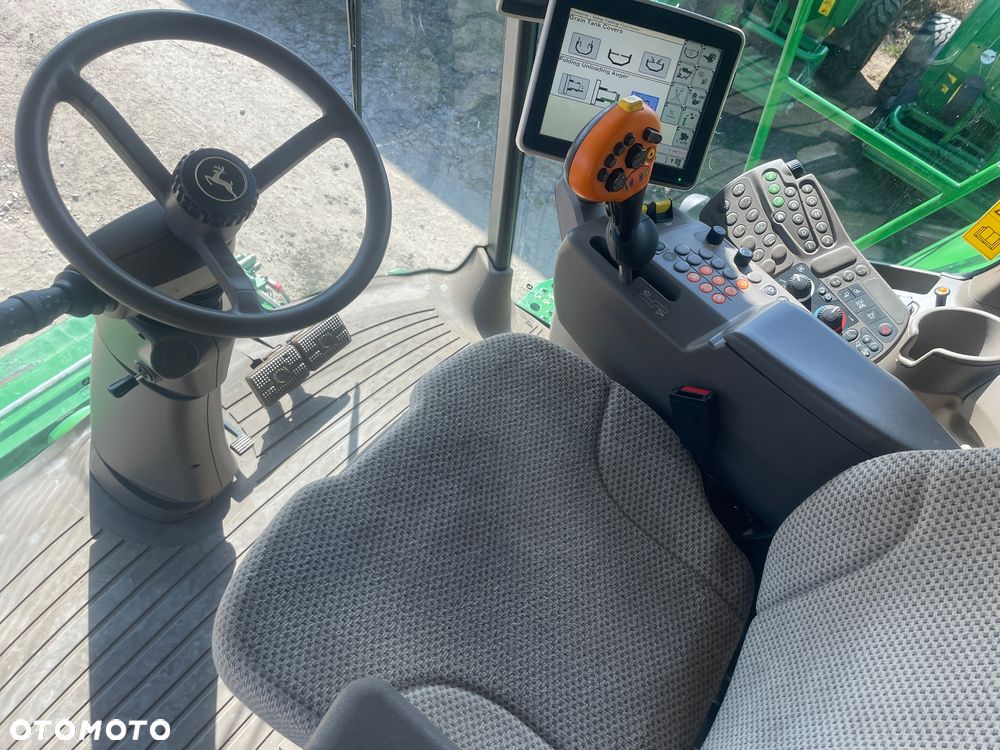 John Deere T660i HM - 29