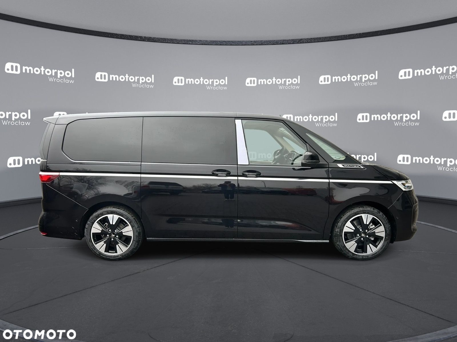 Volkswagen Multivan 2.0 TSI L2 Style DSG - 5