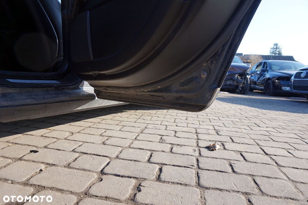 DRZWI TYLNE PRAWE A4 B7 KOMBI LZ9Y  CZARNY AUDI 2004-2008 - 10