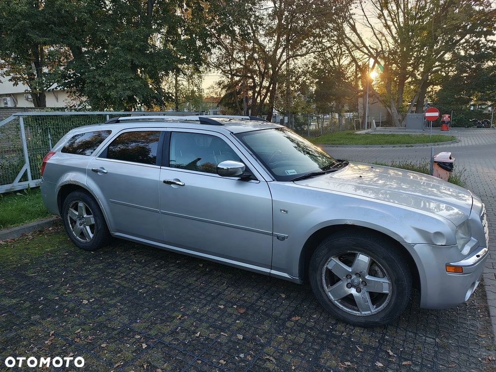 Chrysler 300C 5.7 V8 HEMI AWD Automatik - 4
