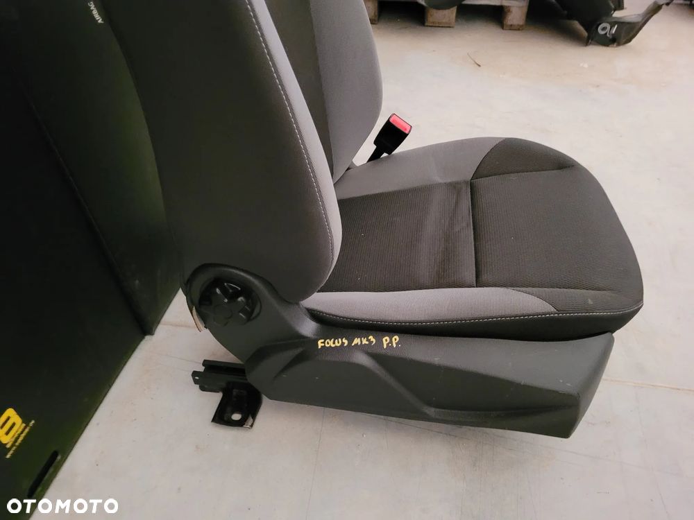 FORD FOTEL / KANAPA - 12