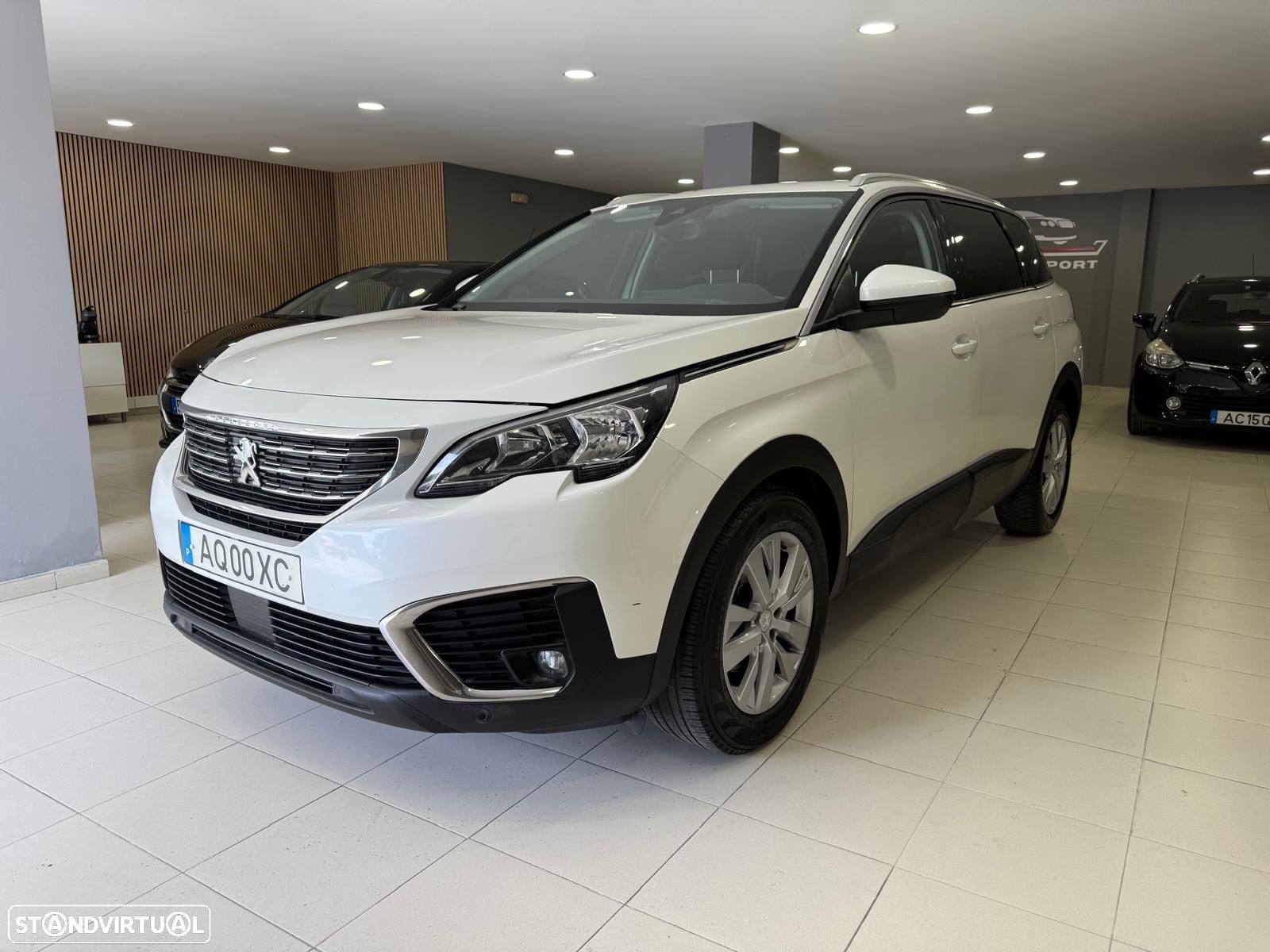 Peugeot 5008 1.5 BlueHDi Allure Pack EAT8 - 1