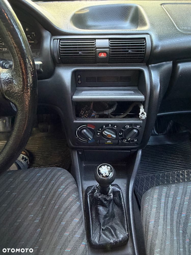 Opel Astra - 5