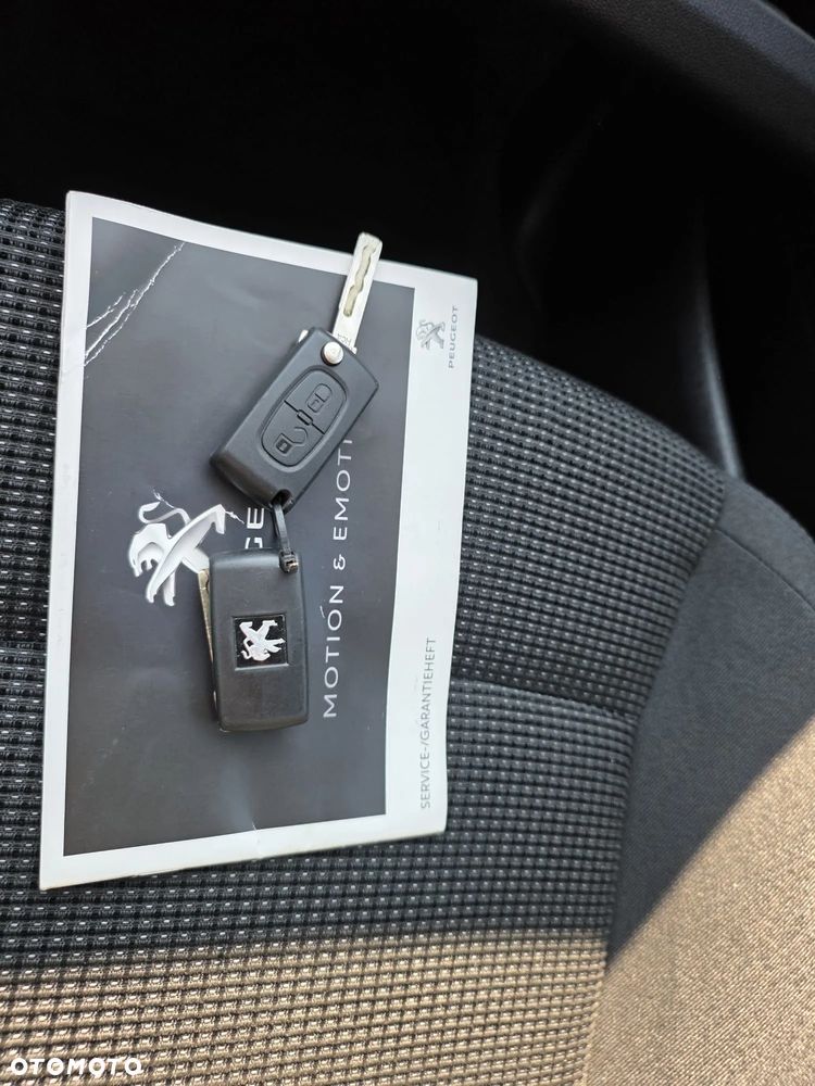 Peugeot 5008 1.6 BlueHDi Active 7os - 27