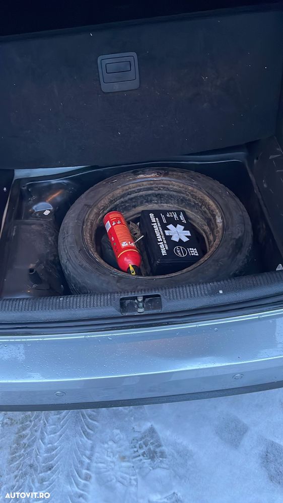 Volkswagen Passat 2.0 TDI DPF Highline - 6