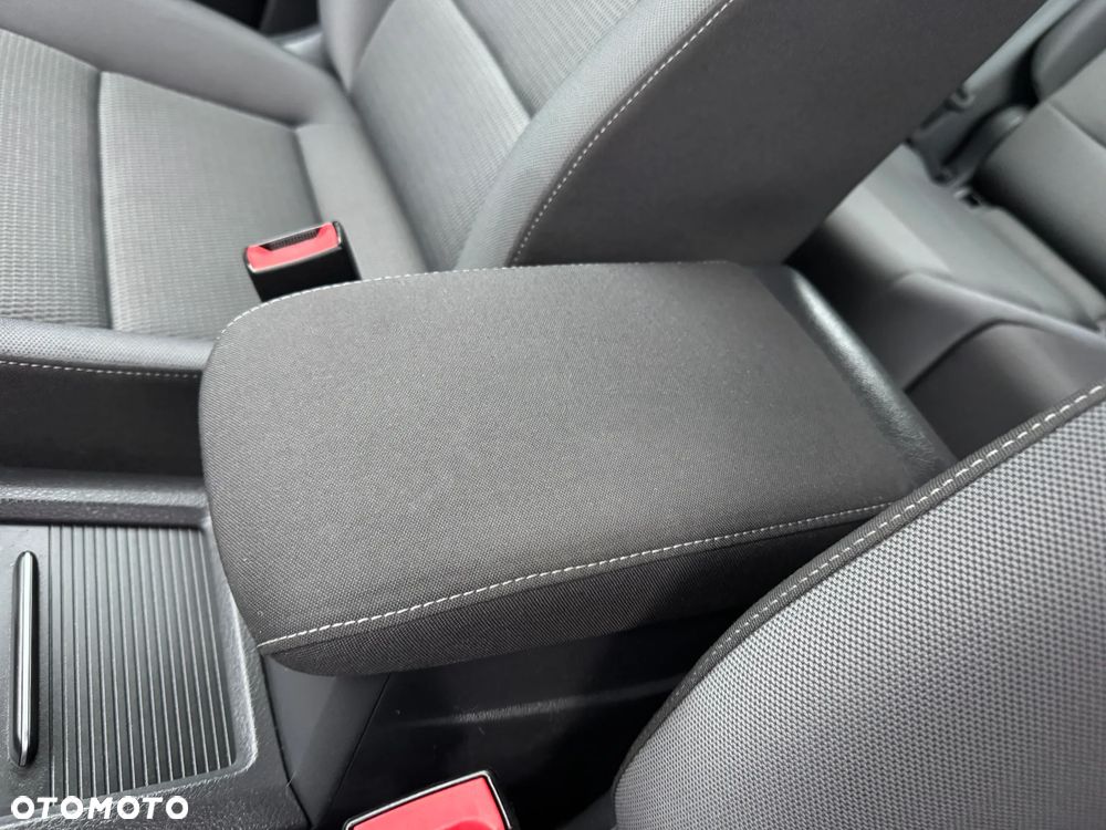 Volkswagen Golf Sportsvan 1.4 TSI (BlueMotion Technology) DSG Comfortline - 29