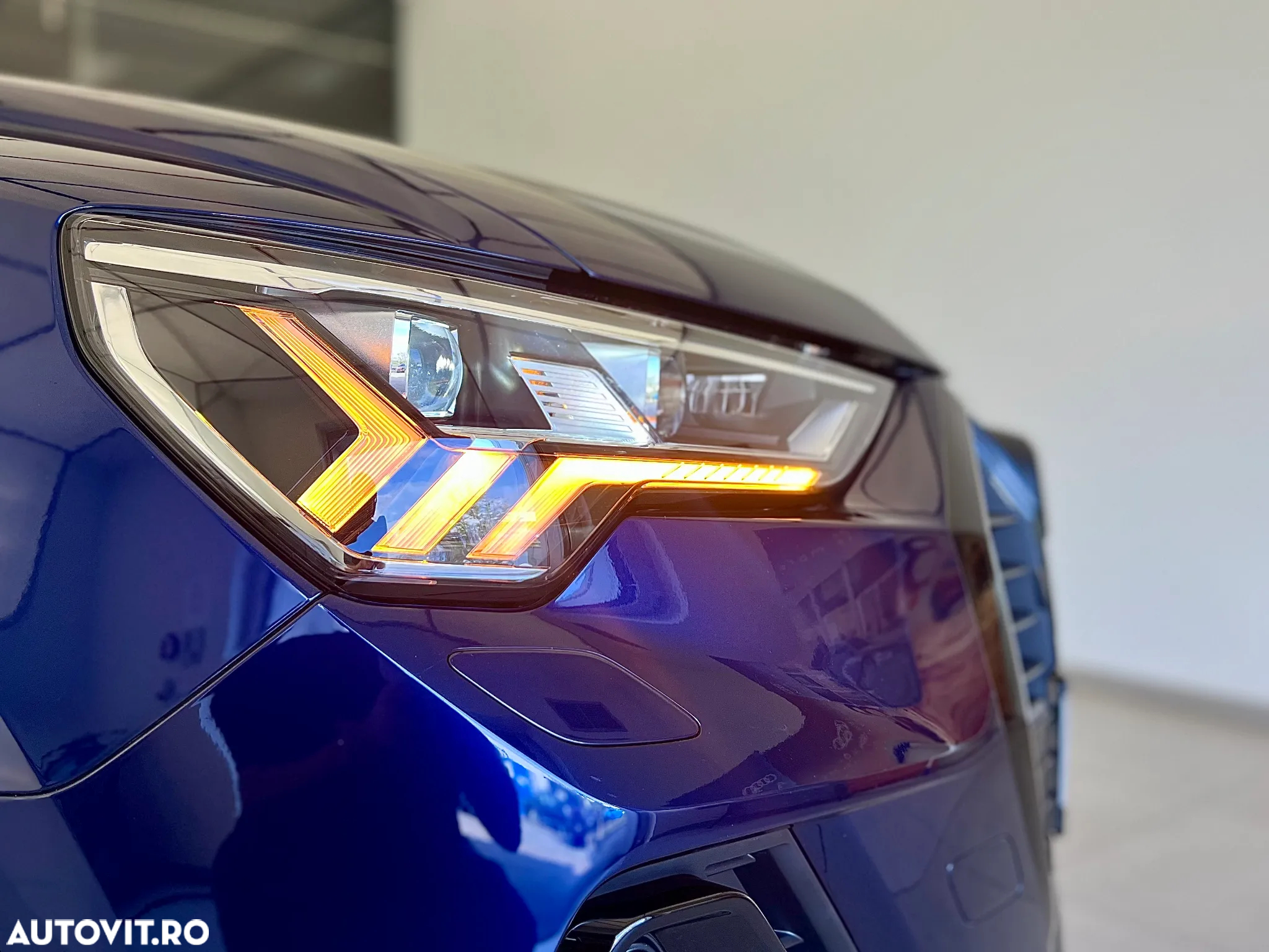 Audi Q3 2.0 40 TDI quattro S tronic S Line - 9