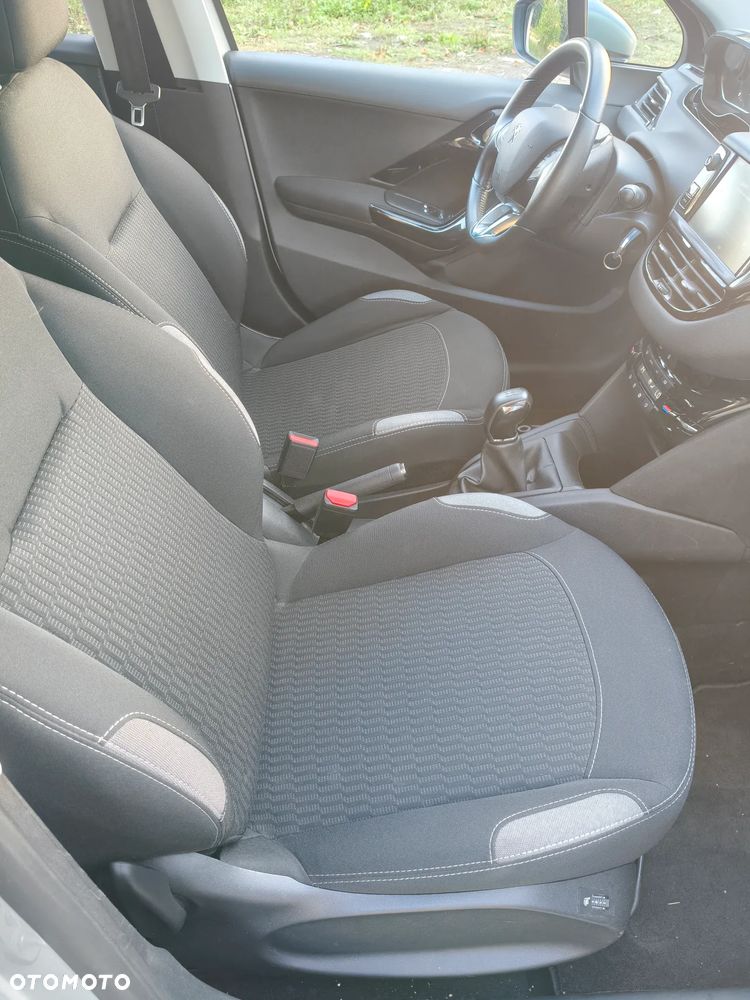 Peugeot 208 Blue-HDi 100 Stop&Start Active - 18