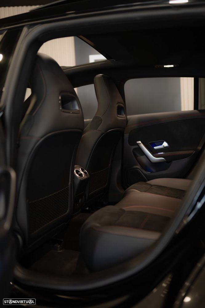 Mercedes-Benz CLA 250 e Shooting Brake AMG Line - 23