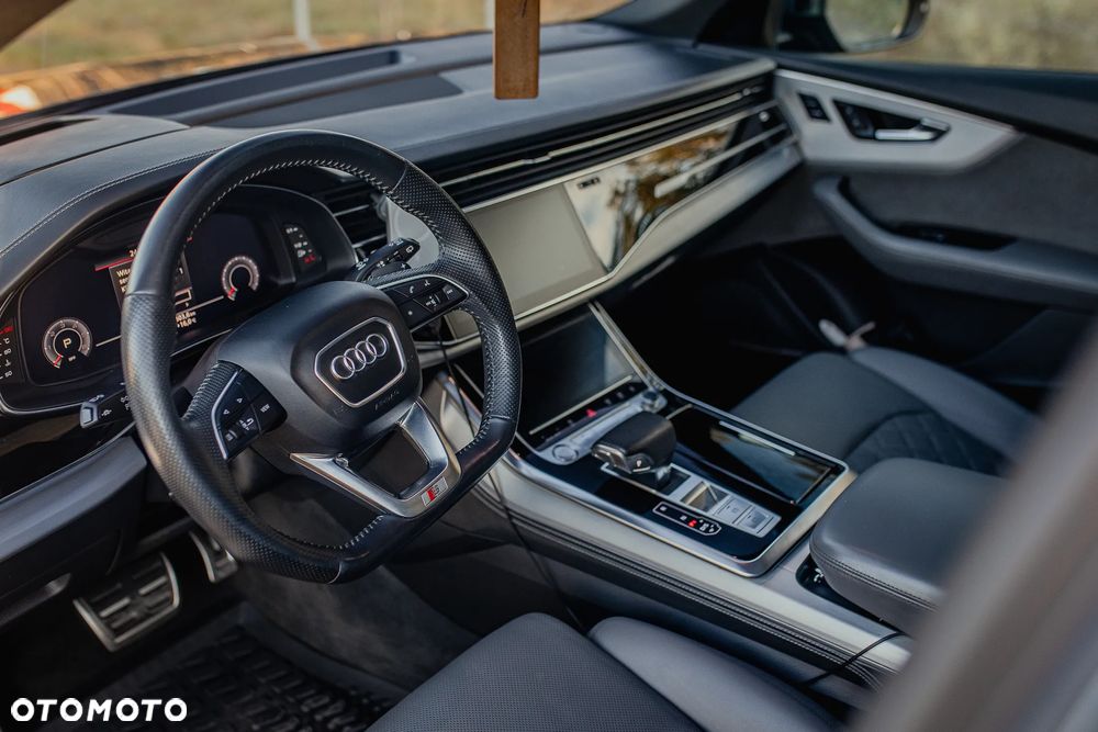 Audi Q8 - 27