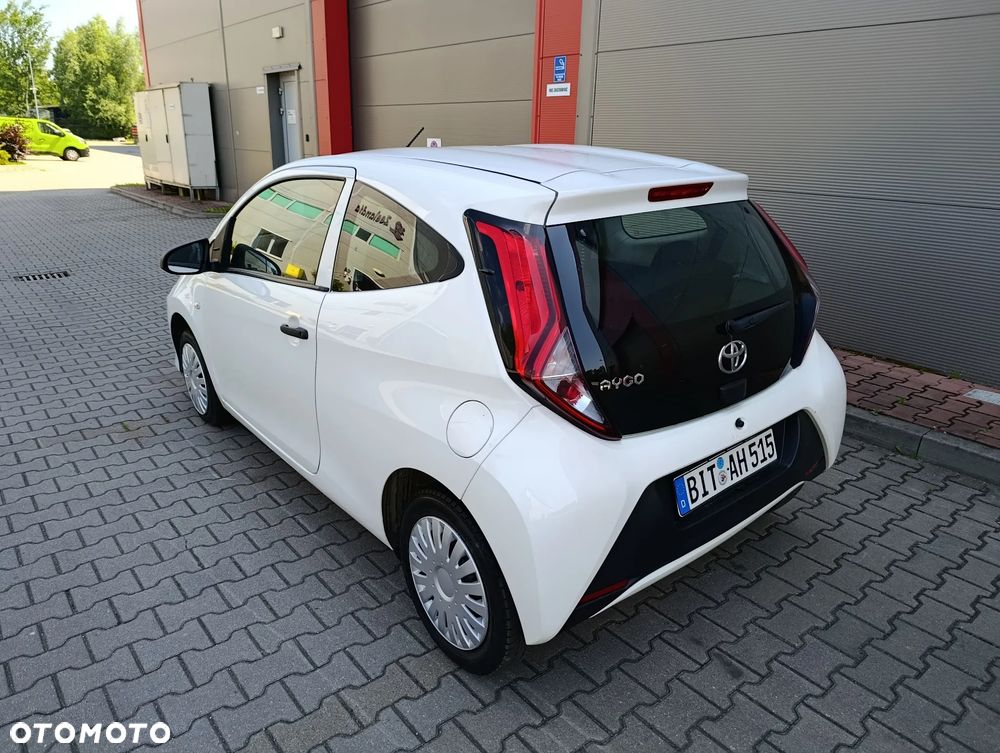 Toyota Aygo x - 13