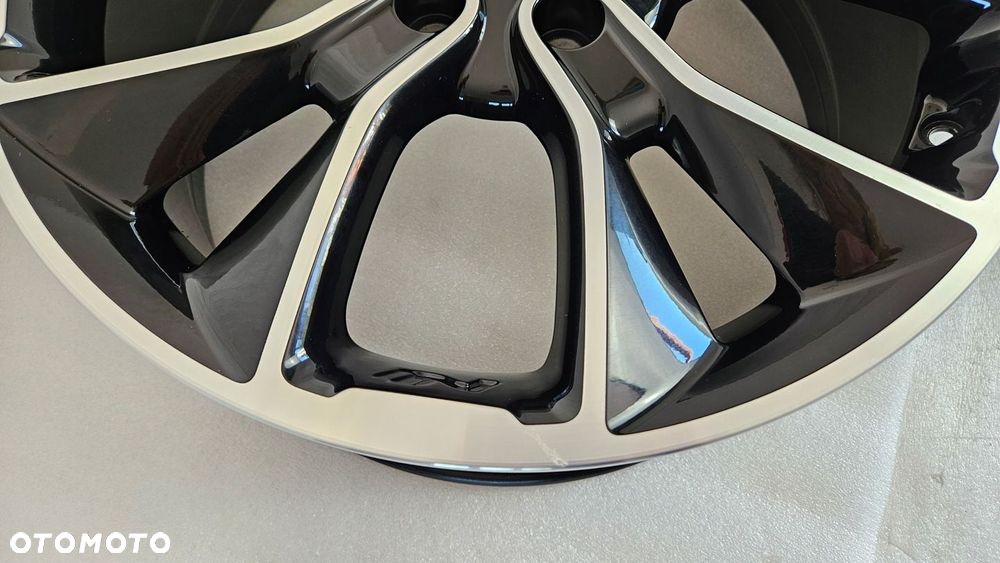 FELGA HYUNDAI i30 III TUCSON 8x19 19 ET55 5x114,3 - 8