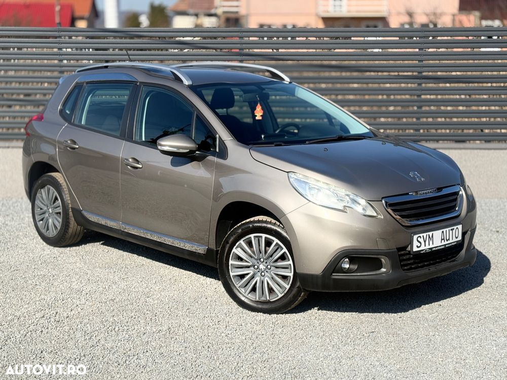 Peugeot 2008 1.2 L PureTech Allure - 1