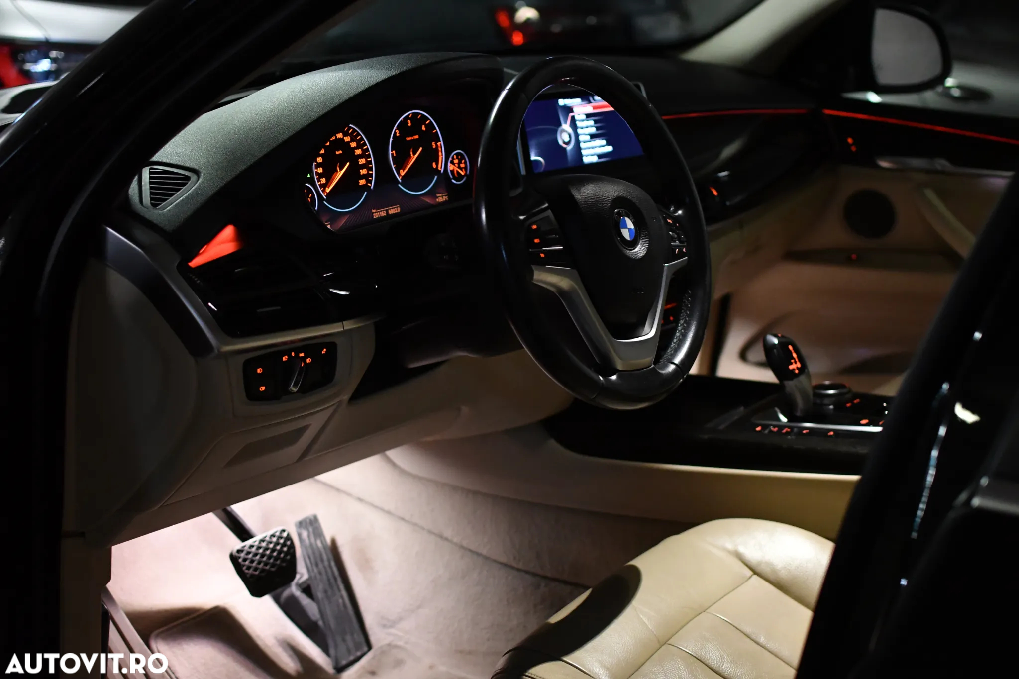 BMW X5 xDrive30d - 14