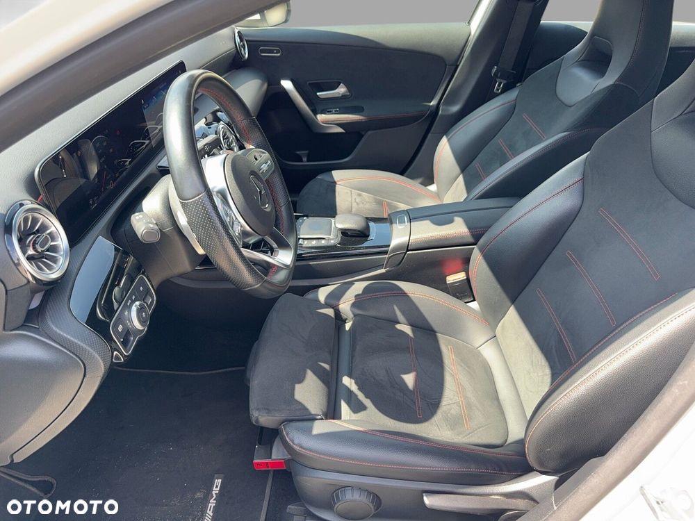 Mercedes-Benz Klasa A 180 AMG Line 7G-DCT - 16