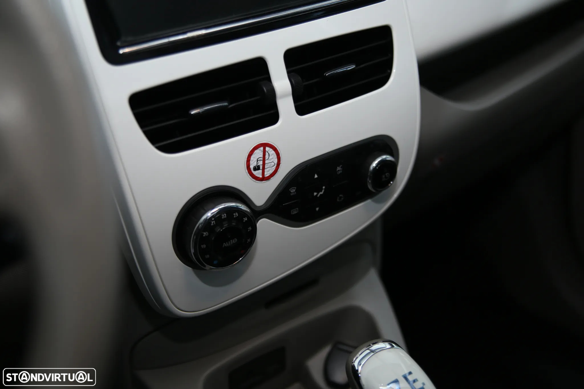 Renault Zoe (c/ Bateria) Life - 19