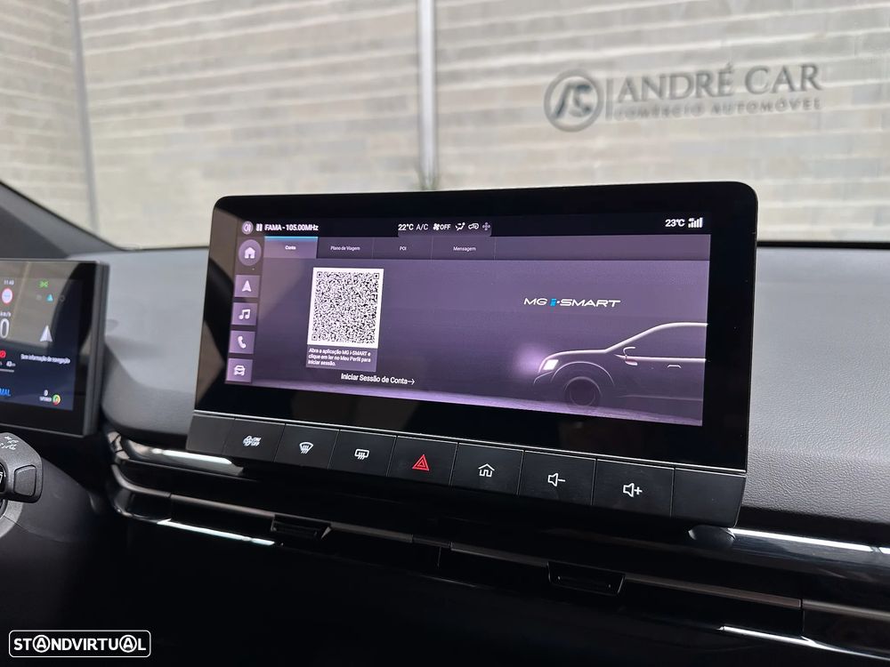 MG MG4 77 kWh Extended Range Luxury - 24