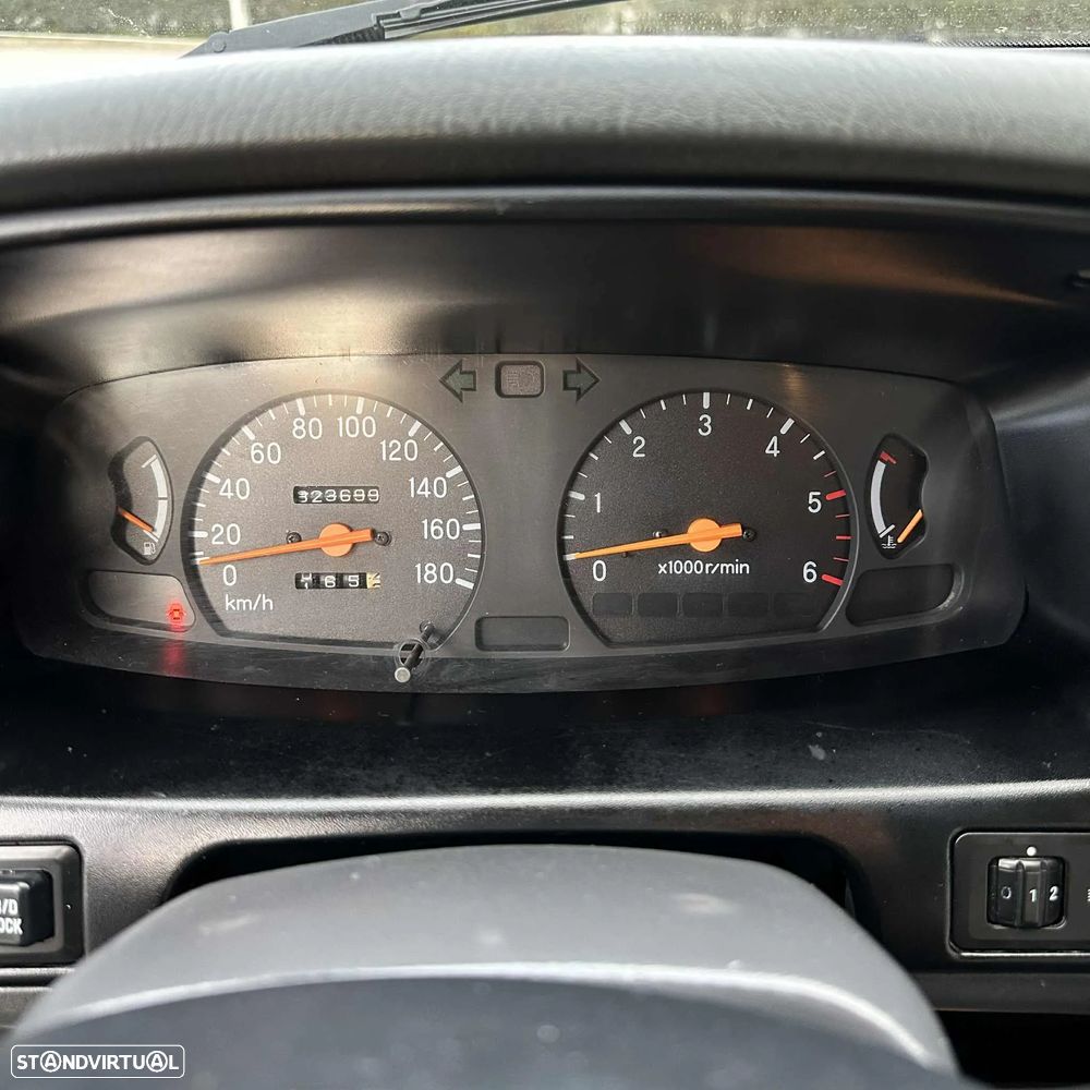 Mitsubishi L200 2.5 TD CD - 22