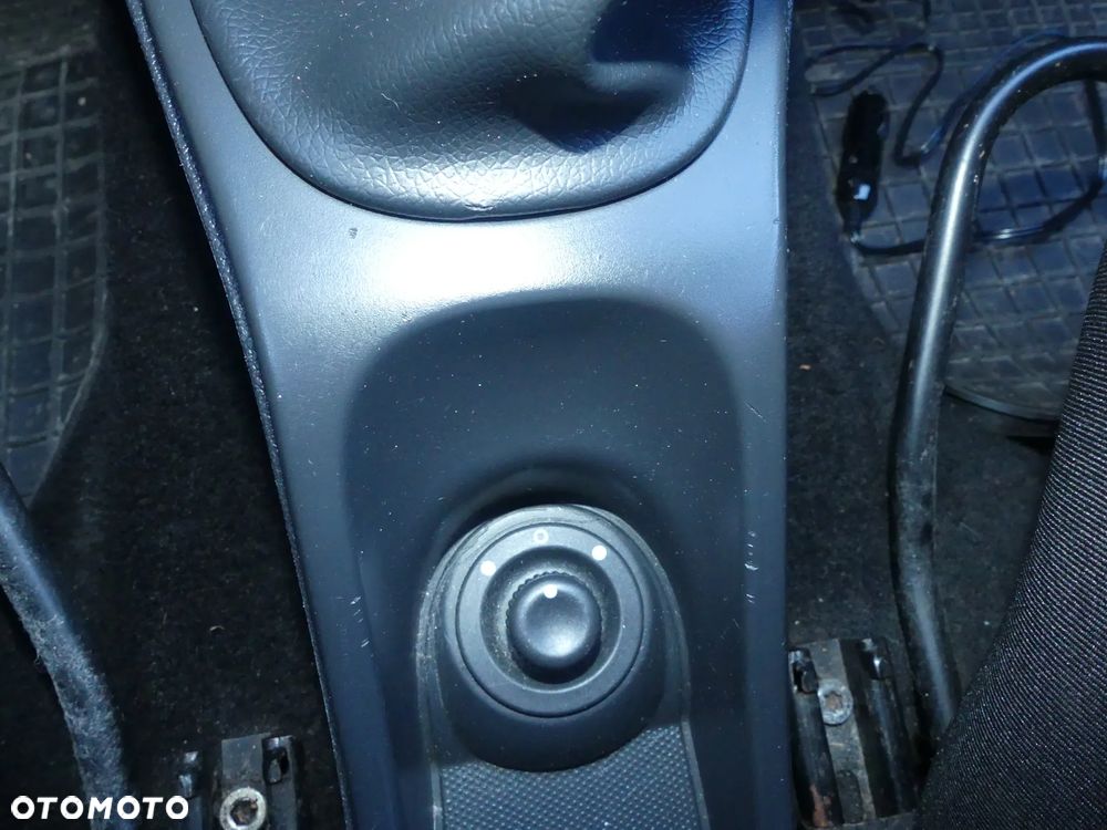 Dacia Duster dCi 110 FAP 4x2 EDC Laureate - 29