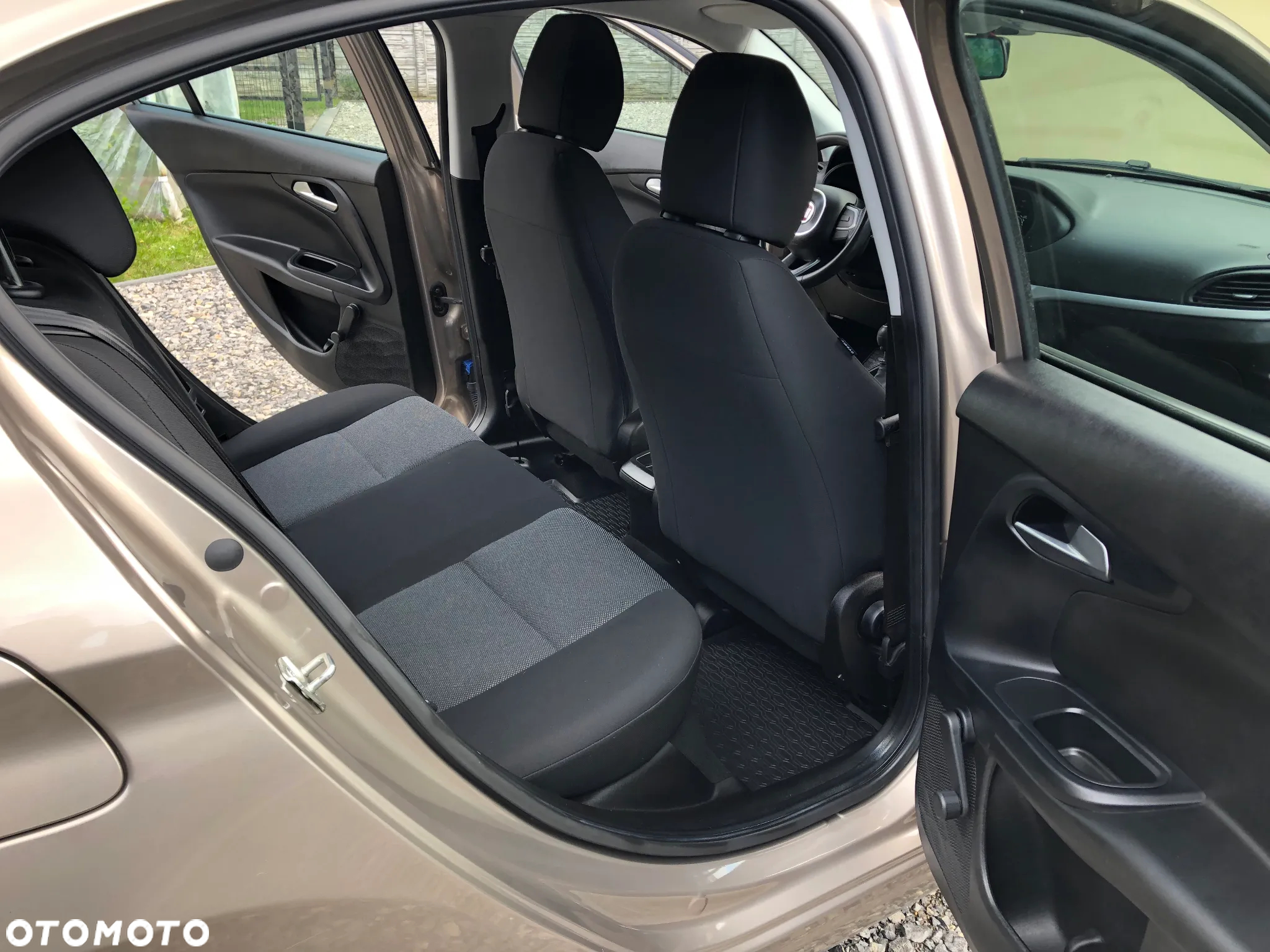 Fiat Tipo 1.4 16v Easy - 28