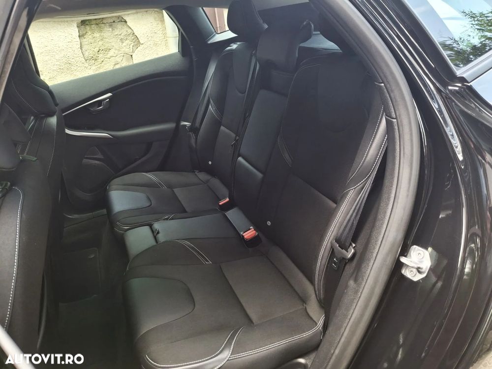 Volvo V40 D2 Pro - 16