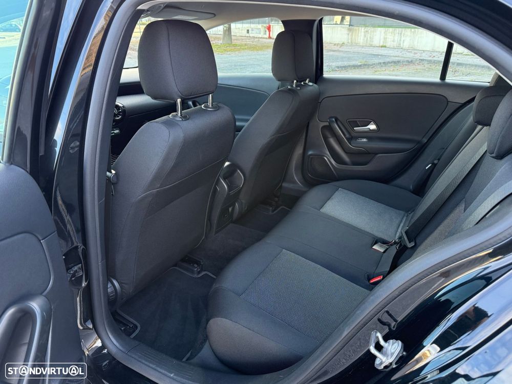 Mercedes-Benz A 180 d 8G-DCT Progressive - 16