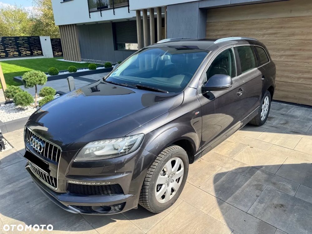 Audi Q7 - 1